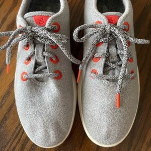 Allbirds tennis shoes. Wool. Grey. Womens size 9